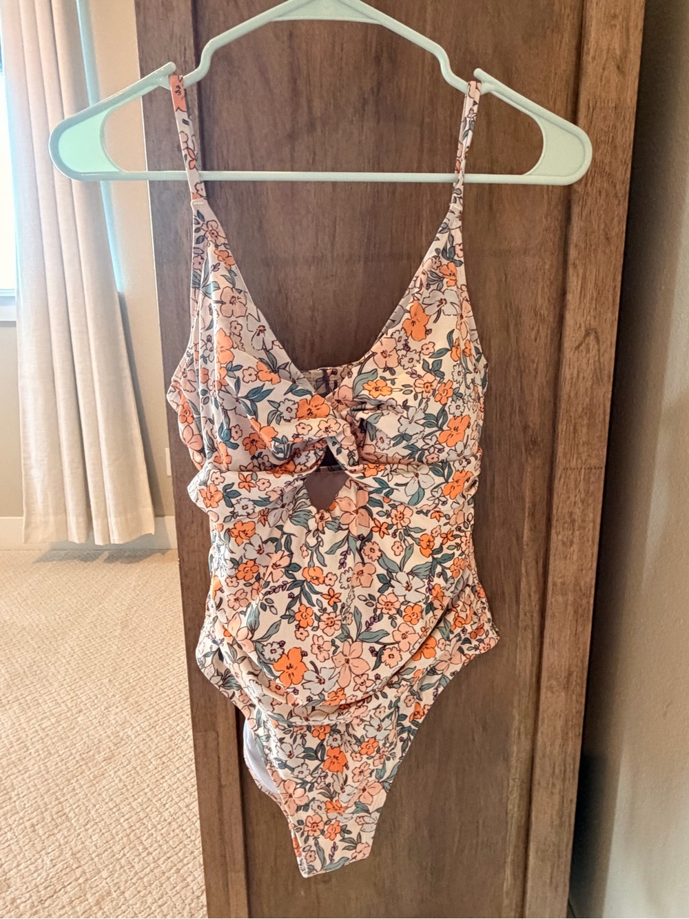 Cupshe Orange Floral One-Piece Swimsuit with Front Knot